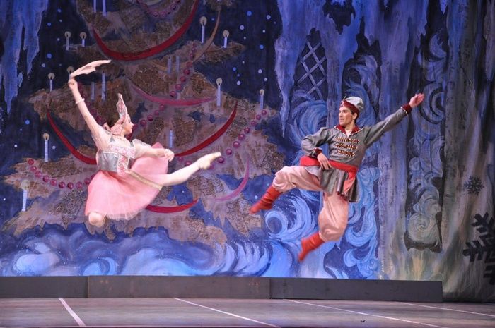 EL CASCANUECES - Ballet Nacional Ruso en el Teatro Nuevo Apolo