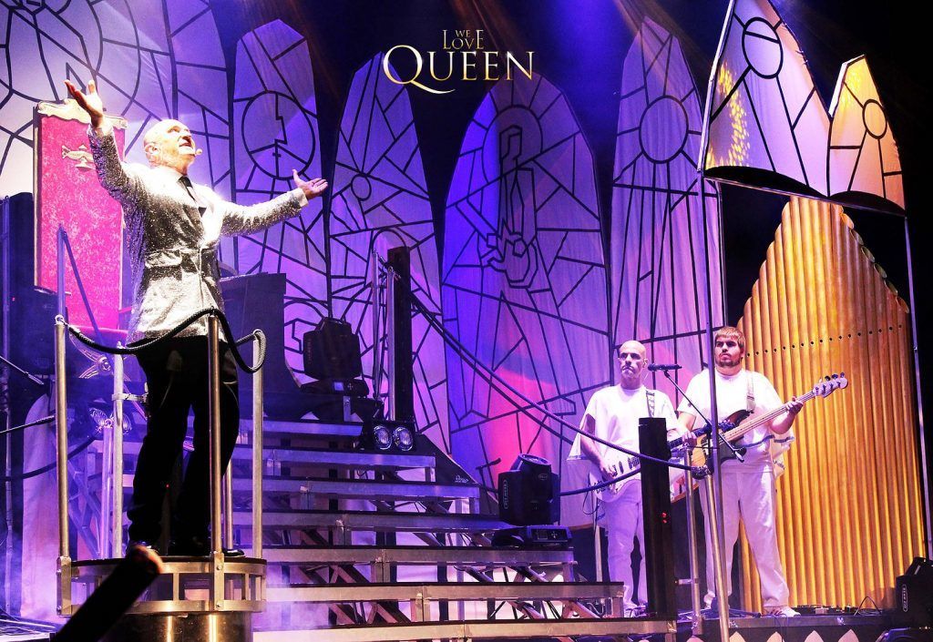 WE LOVE QUEEN