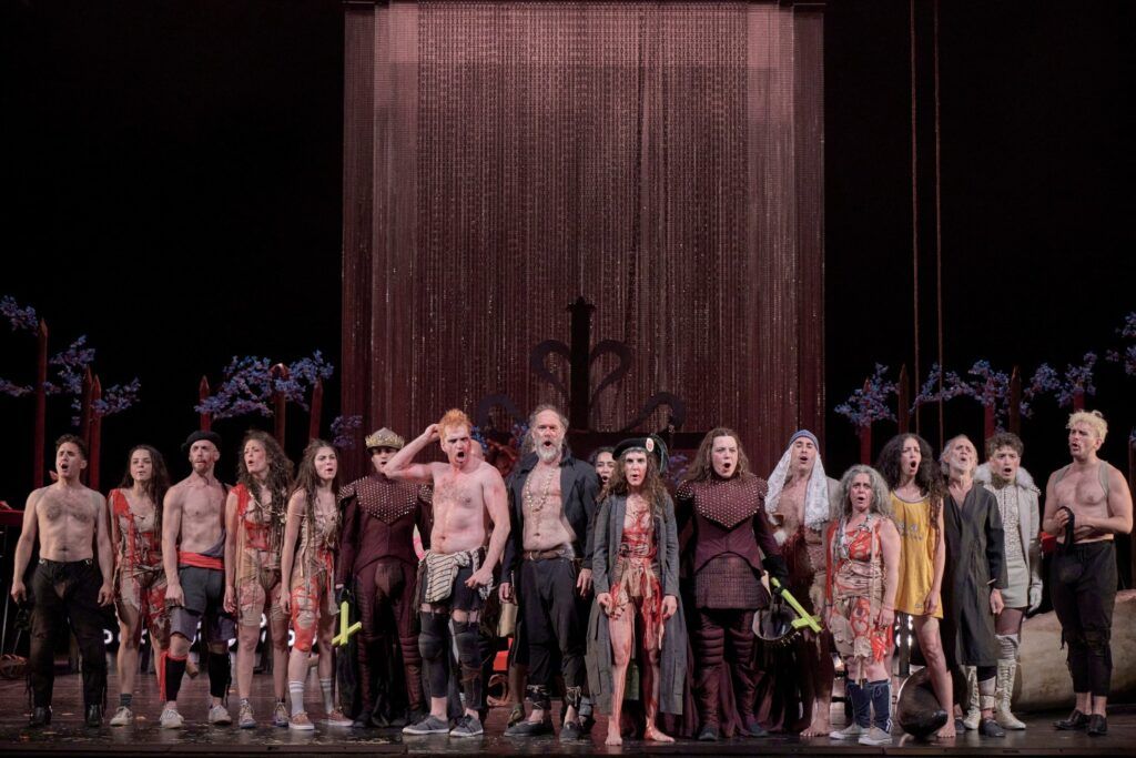 FUENTEOVEJUNA en el Teatro de la Comedia - Madrid Es Teatro