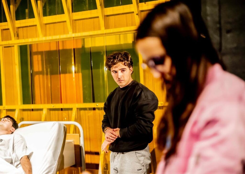 INVISIBLE en el Teatro de la Abadía - Madrid Es Teatro