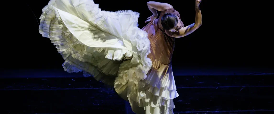 Marta Gálvez DAMA DE NOCHE en el Centro Danza Matadero - Madrid Es Teatro